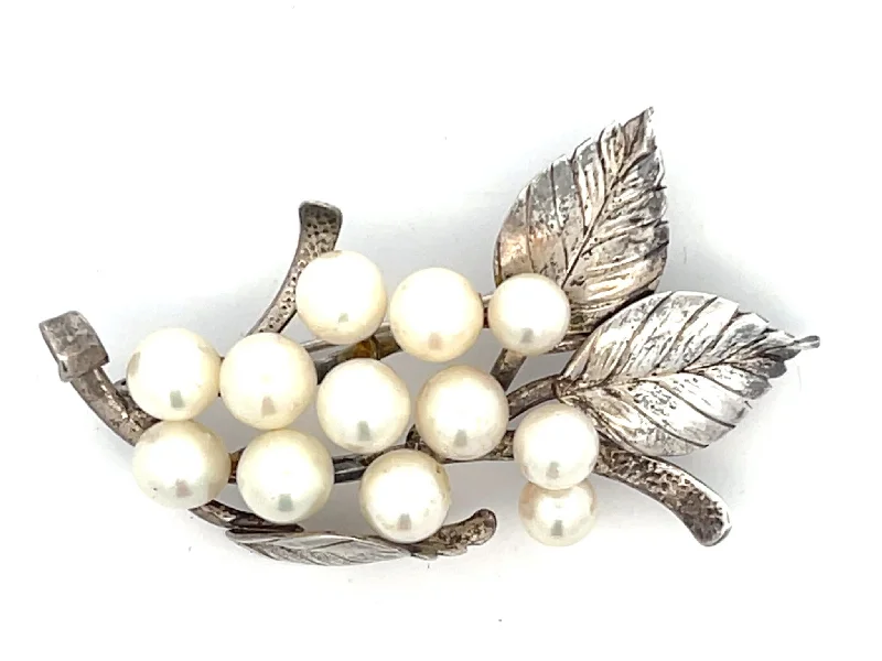 soft enamel brooches for women-Mings Pearl Brooch in Sterling Silver